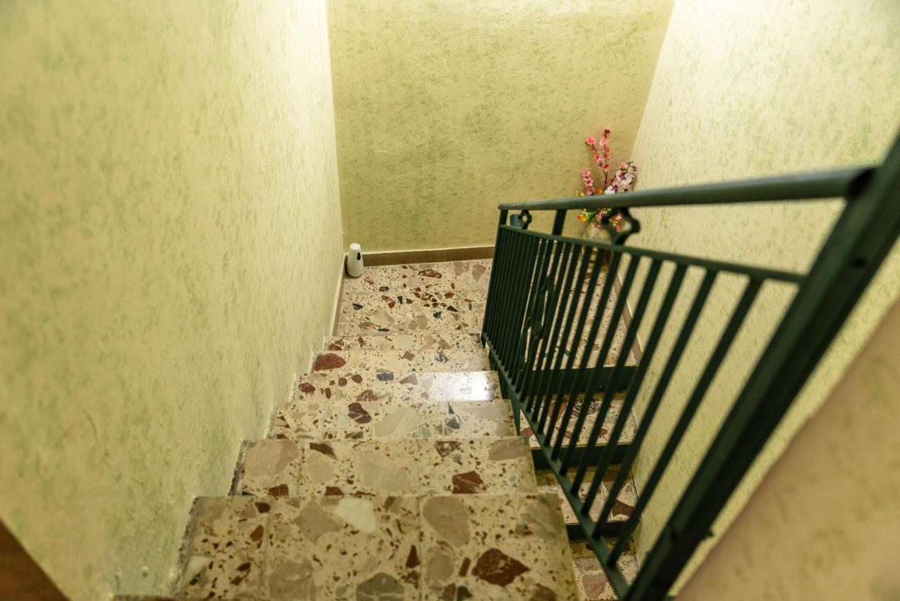 Appartamento Le Rondini ซิกูเลียนา ภายนอก รูปภาพ